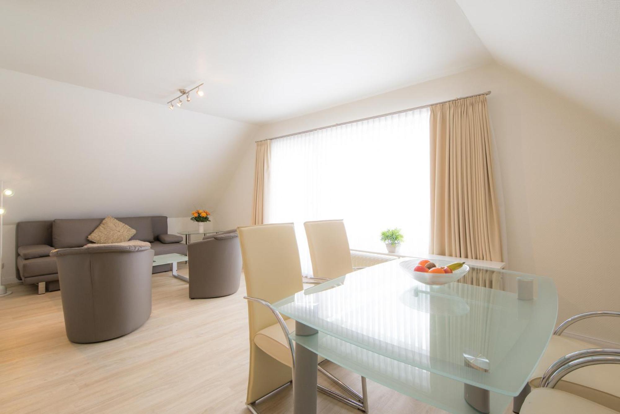 Haus Regina Apartment Timmendorfer Strand Bagian luar foto